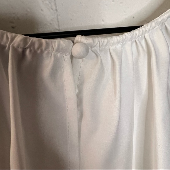 Revolve Central Park West L.A. Cold Shoulder Blouse White Size Small NWT - Picture 9 of 13